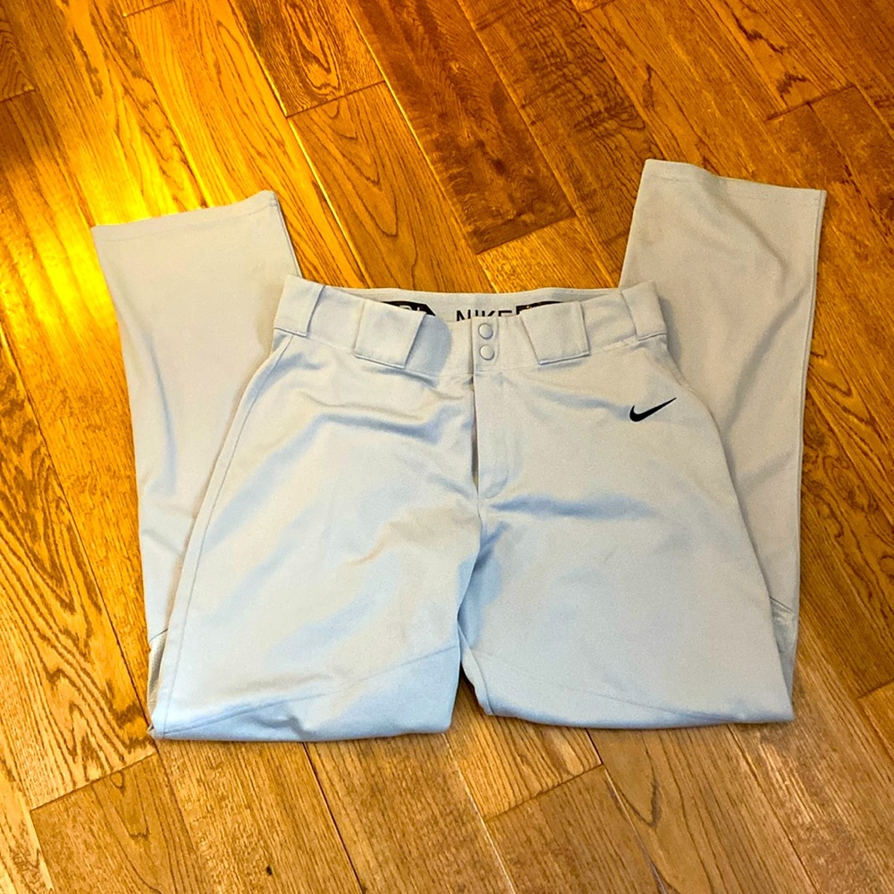 Mens Nike Baseball Pants- Size L, Mesh at Knee- see photo.  Excellent condition